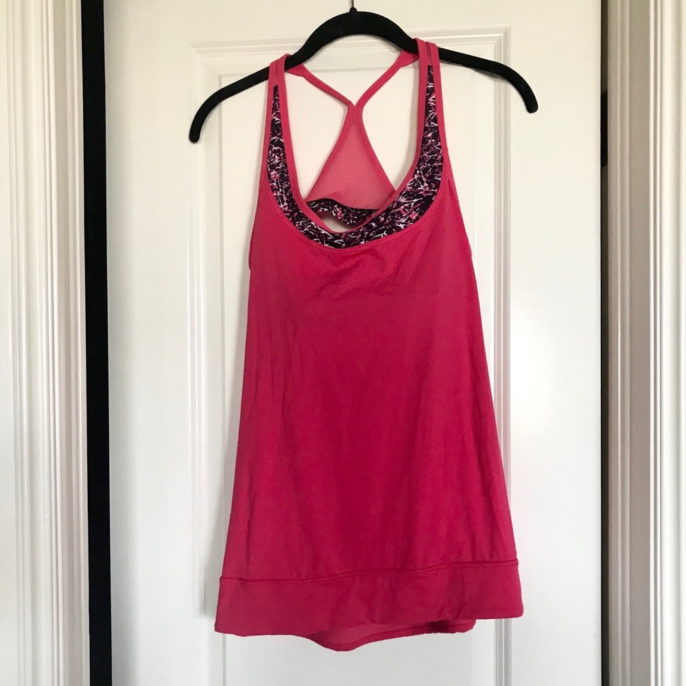 Lululemon tank with built in bra